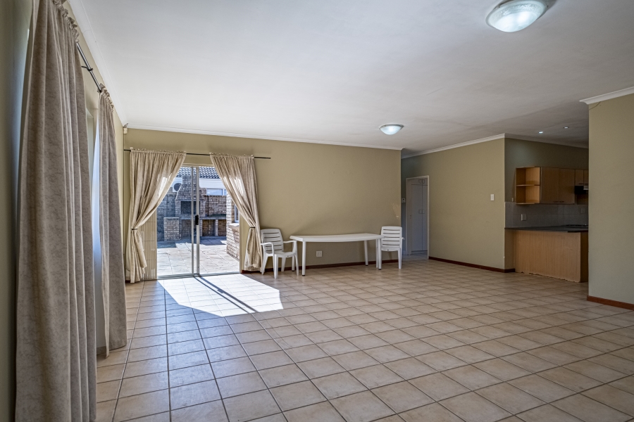 3 Bedroom Property for Sale in Summerstrand Eastern Cape